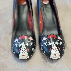 Quirky T.U.K. Kitty Cat Heels – US 10
